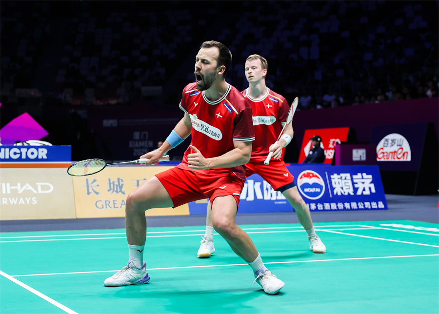 际足坛的顶 际足坛的顶