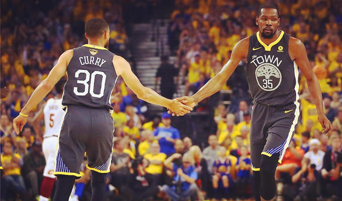 了篮球比赛 了篮球比赛